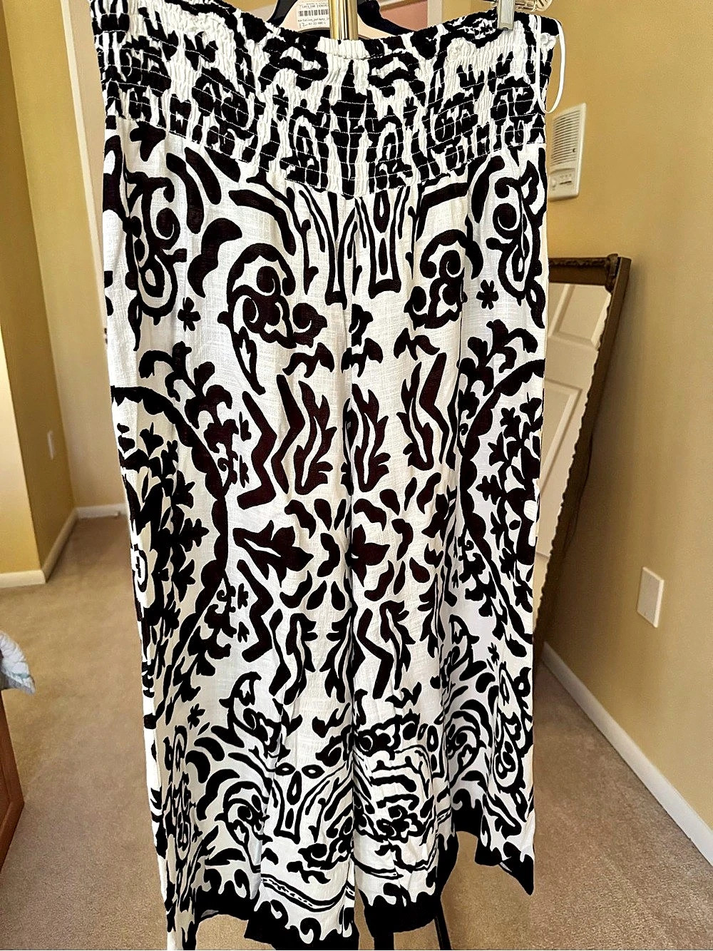 Vince Camuto Abstract Palazzo Pants in White & Black Size XL